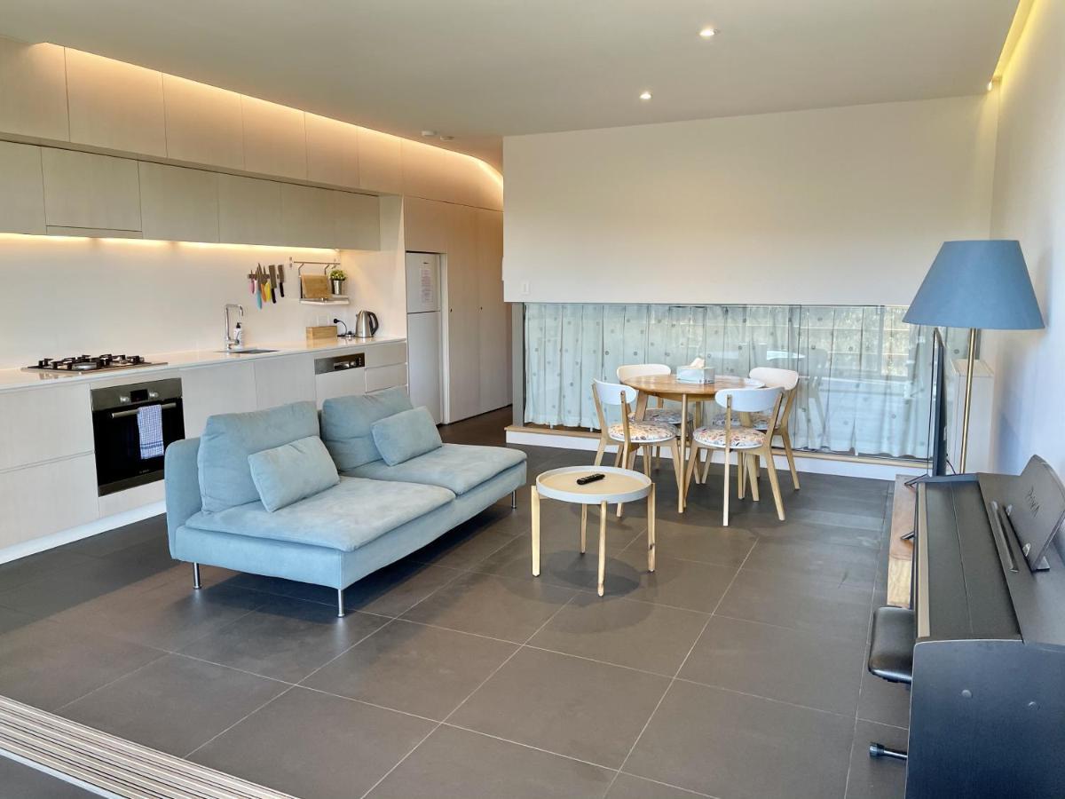 Nishi Holiday Apartments Canberra Exteriör bild