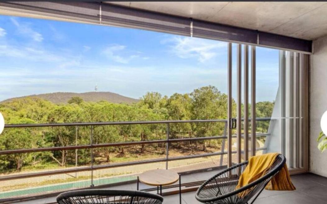 Nishi Holiday Apartments Canberra Exteriör bild