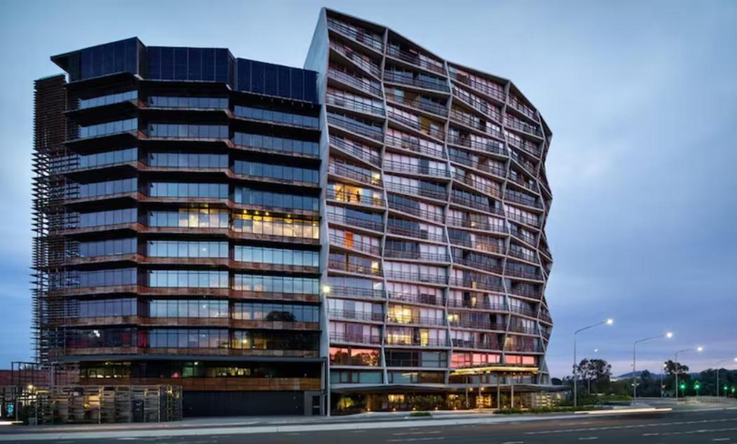 Nishi Holiday Apartments Canberra Exteriör bild